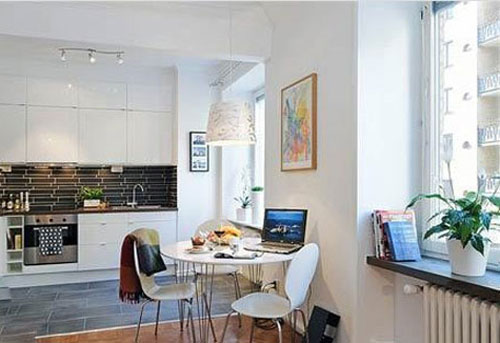 8����ԼС���Ͳ������ ��������չ����